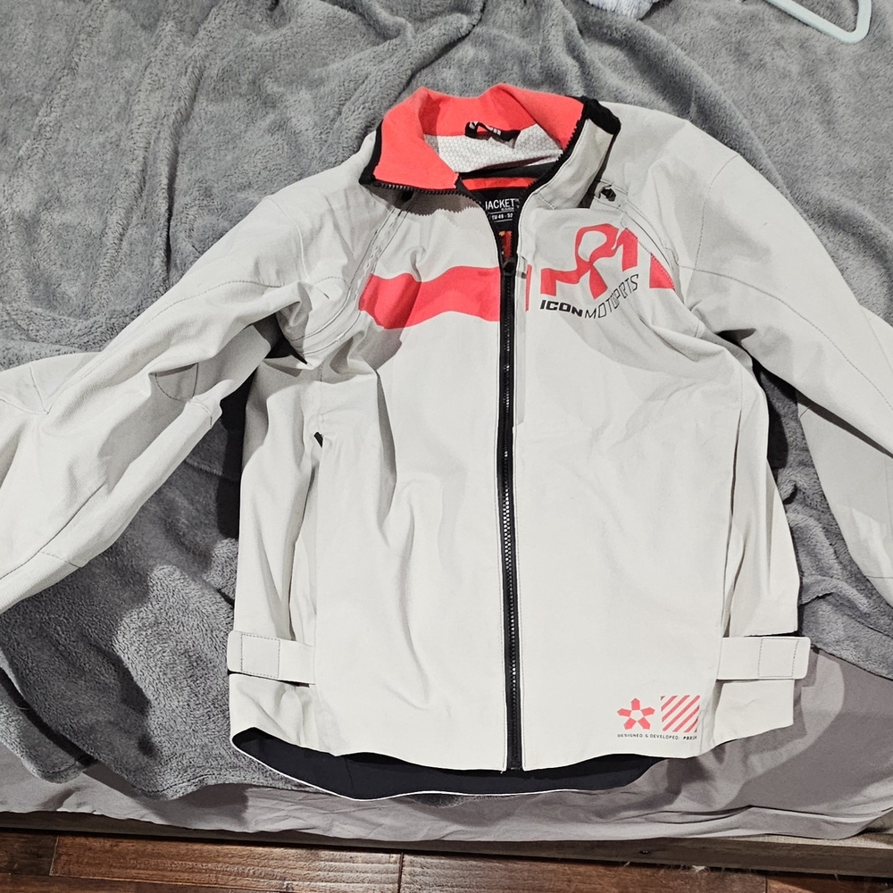 ICON Tarmac2 Jacket in Red and Black